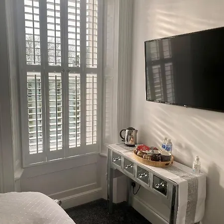 住宿加早餐酒店 Ugthorpe Lodge Hotel 3*