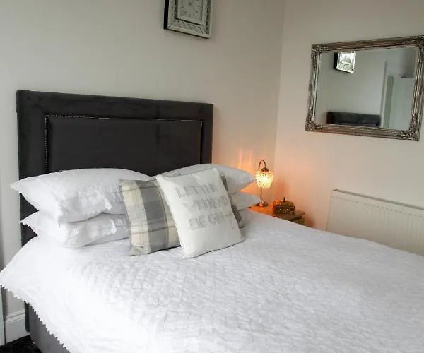 Ugthorpe Lodge Hotel Bed & Breakfast Ugthorpe
