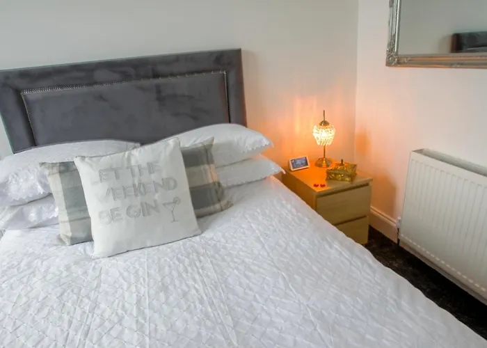 Bed & Breakfast Ugthorpe Lodge Hotel 3*